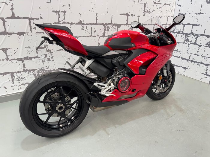 2024 Ducati Panigale V2 Panigale Red