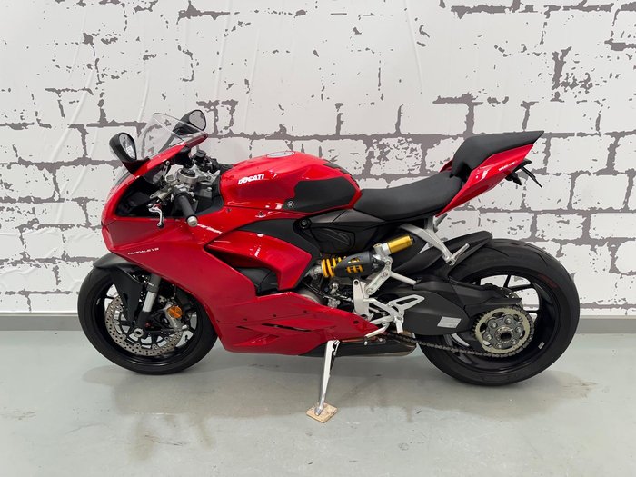 2024 Ducati Panigale V2 Panigale Red