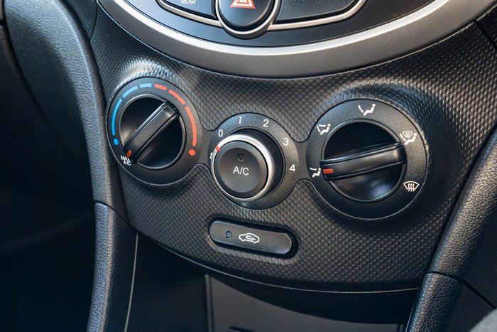 2019 Hyundai Accent Sport