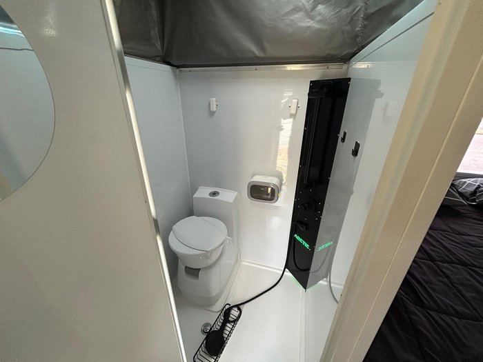 2024 Arctic Campers Frost 15S