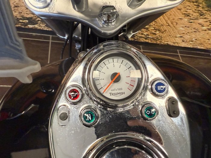 2009 Triumph SPEEDMASTER BLACK