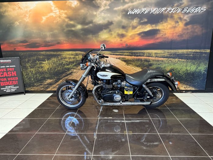 2009 Triumph SPEEDMASTER BLACK