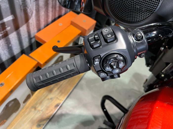 2025 Harley-davidson FLHX STREET GLIDE (117) Whiskey Firestorm