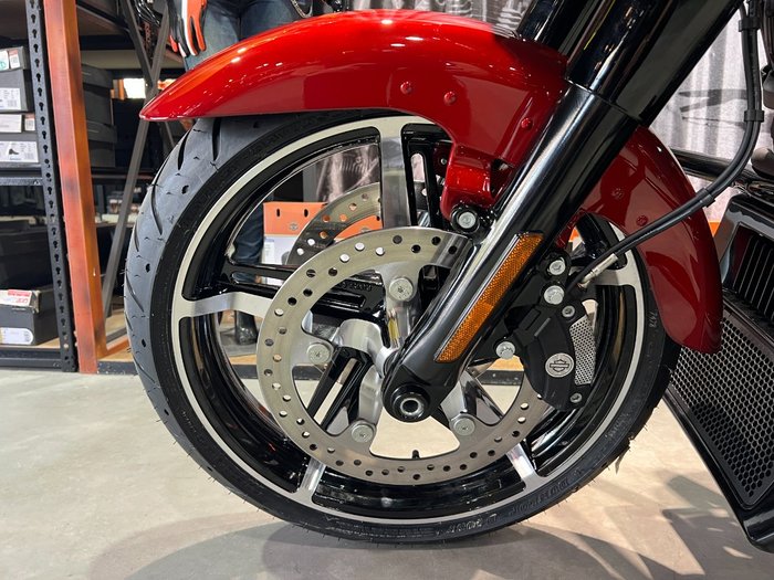 2025 Harley-davidson FLHX STREET GLIDE (117) Whiskey Firestorm