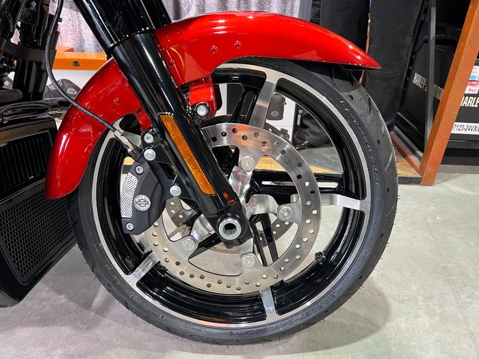 2025 Harley-davidson FLHX STREET GLIDE (117) Whiskey Firestorm