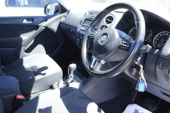 2012 Volkswagen Tiguan 132TSI Pacific 5N MY13 Four Wheel Drive Night Blue