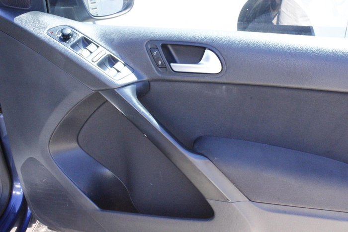 2012 Volkswagen Tiguan 132TSI Pacific 5N MY13 Four Wheel Drive Night Blue