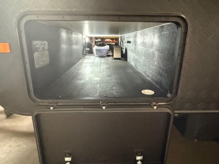 2025 New Age Caravans 20' Big Red Slide-Out Br20