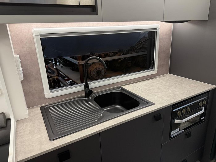2025 New Age Caravans 20' Big Red Slide-Out Br20 Save $11,199 Was $111,990