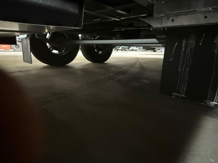 2025 New Age Caravans 20' Big Red Slide-Out Br20