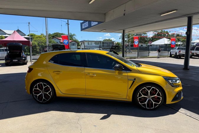 2020 RENAULT MEGANE R.S. CUP TROPHY