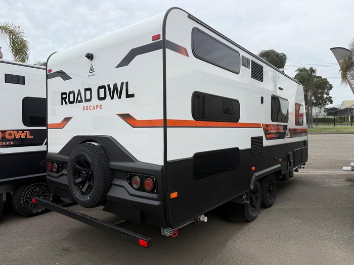2025 New Age Caravans 19' Roadowl Escape Ro19be