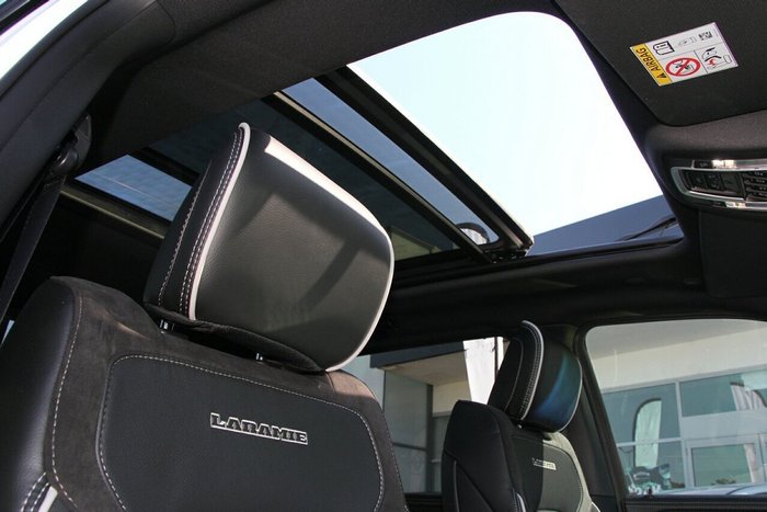 2025 RAM 1500 Laramie Sport Hurricane SO RamBox