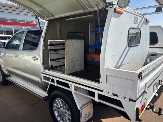 2012 Toyota Hilux HILUX 4x4 3.0L T/D D/C M/T SR5 1R61250 001