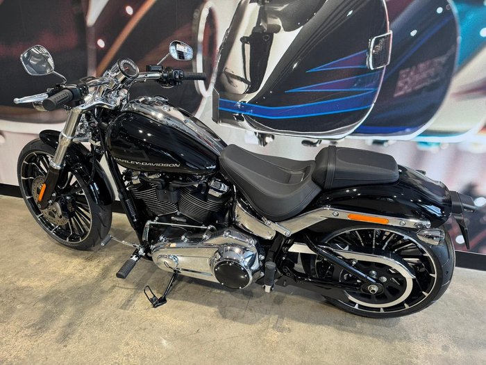 2025 Harley-Davidson Breakout 117 (FXBR) Softail Black