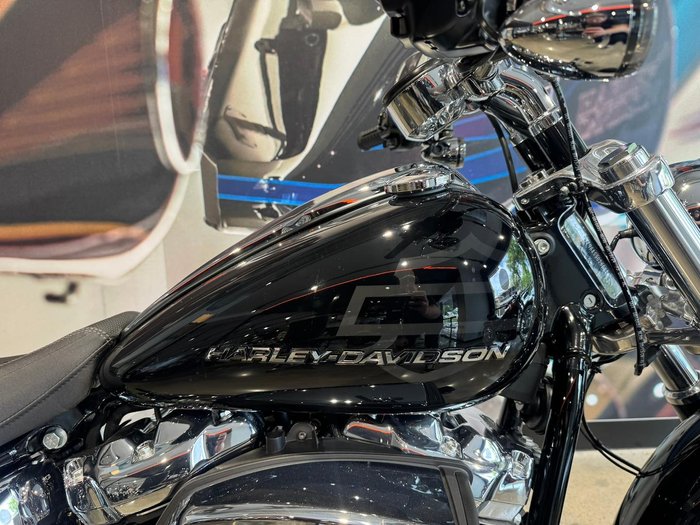 2025 Harley-Davidson Breakout 117 (FXBR) Softail Black