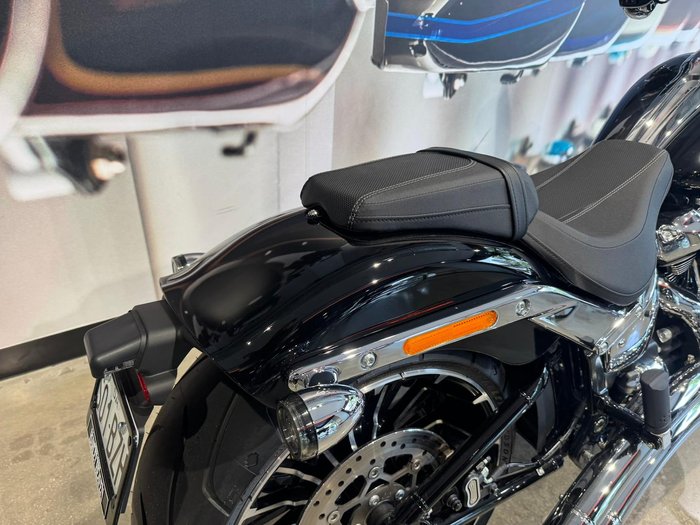 2025 Harley-Davidson Breakout 117 (FXBR) Softail Black