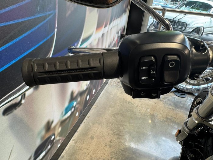 2025 Harley-Davidson Breakout 117 (FXBR) Softail Black