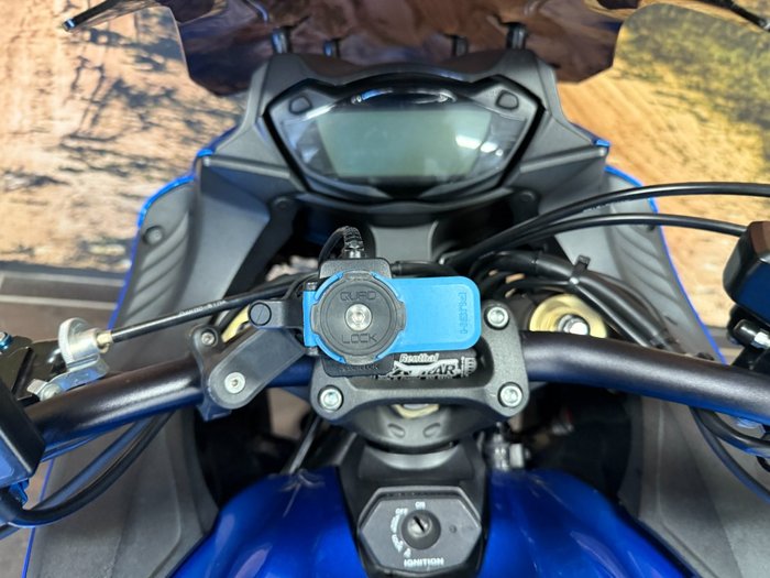 2016 Suzuki GSX-S1000F BLUE