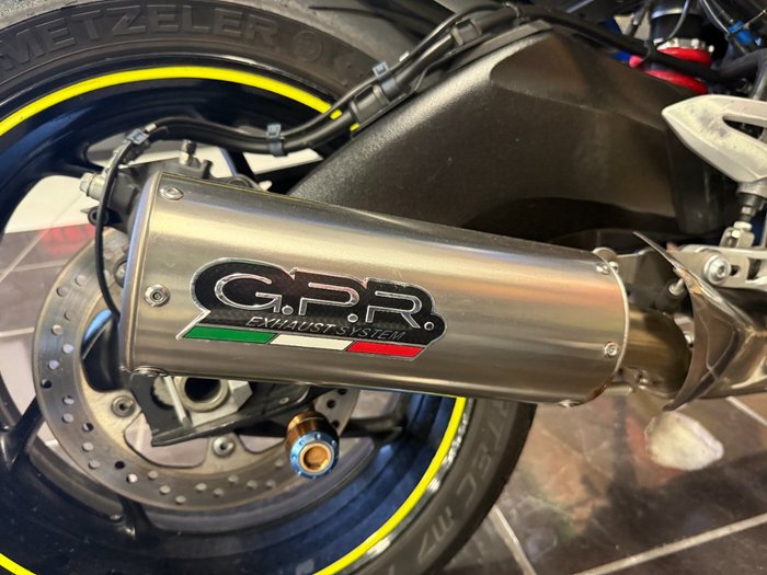 2016 Suzuki GSX-S1000F BLUE