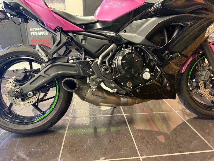2018 Kawasaki NINJA 650L BLACK/PINK