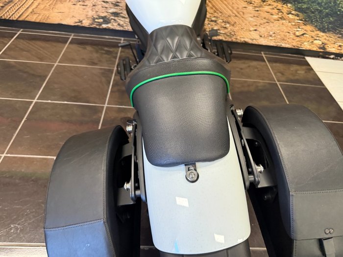 2015 Kawasaki VULCAN S ABS WHITE