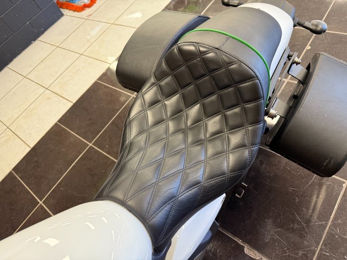 2015 Kawasaki VULCAN S ABS WHITE