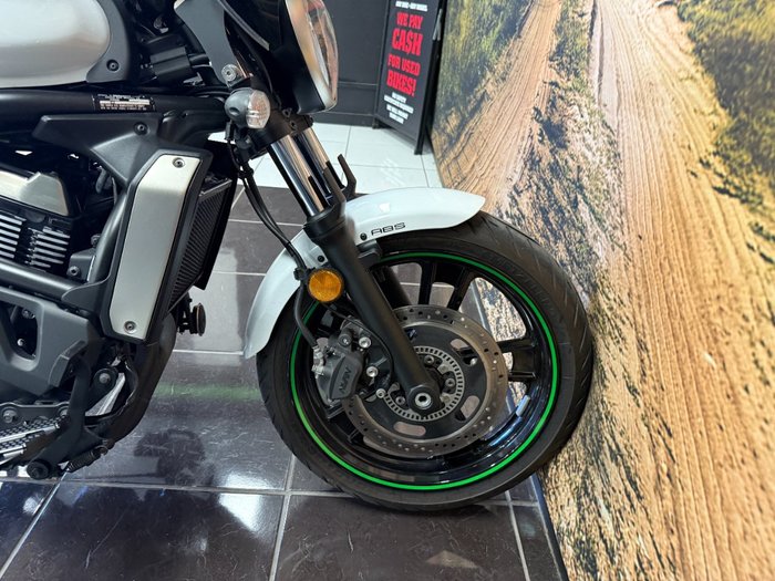 2015 Kawasaki VULCAN S ABS WHITE