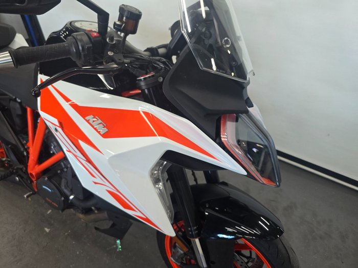 2020 Ktm 1290 SUPER DUKE GT Orange