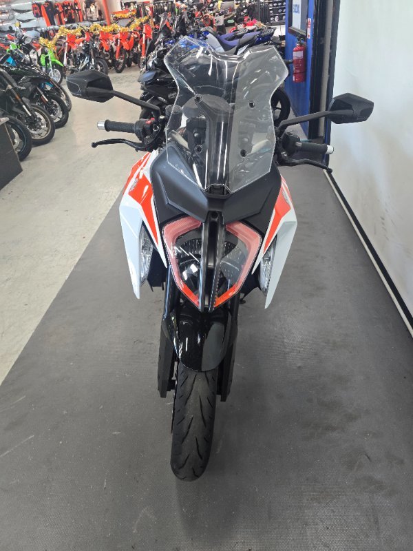 2020 Ktm 1290 SUPER DUKE GT Orange
