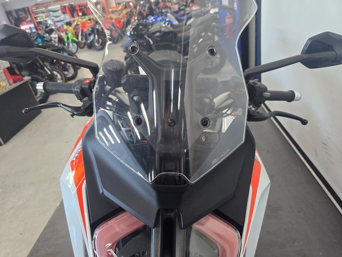 2020 Ktm 1290 SUPER DUKE GT Orange