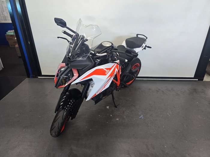 2020 Ktm 1290 SUPER DUKE GT Orange