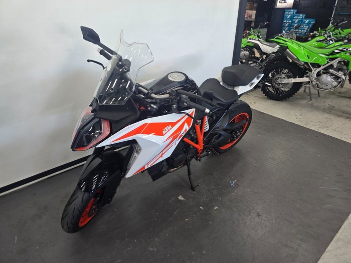 2020 Ktm 1290 SUPER DUKE GT Orange