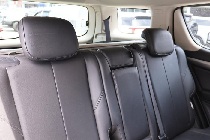 2016 Holden Trailblazer LTZ RG MY17 4X4 Dual Range Summit White