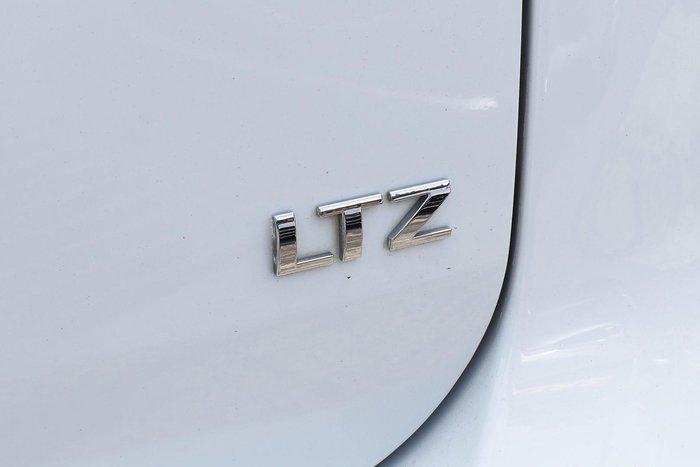 2016 Holden Trailblazer LTZ RG MY17 4X4 Dual Range Summit White