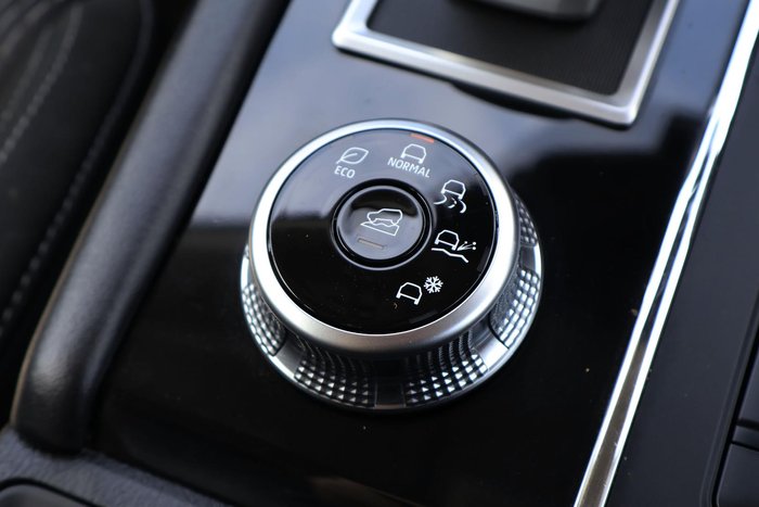 2024 Mitsubishi Outlander ES