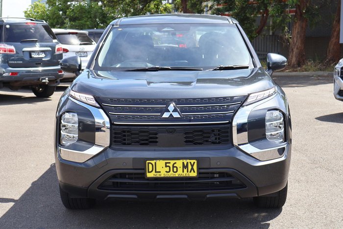 2024 Mitsubishi Outlander ES