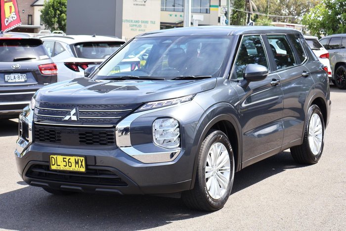 2024 Mitsubishi Outlander ES