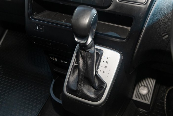 2021 Hyundai STARIA LOAD Limited Release