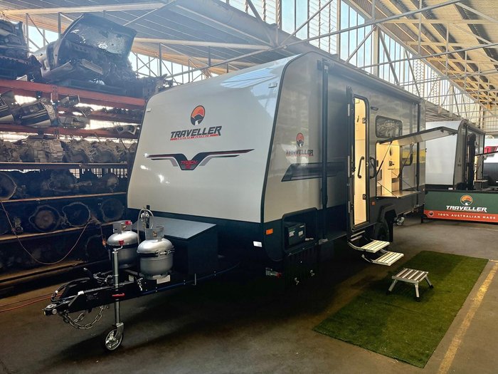 2025 Traveller 15' Destination Track