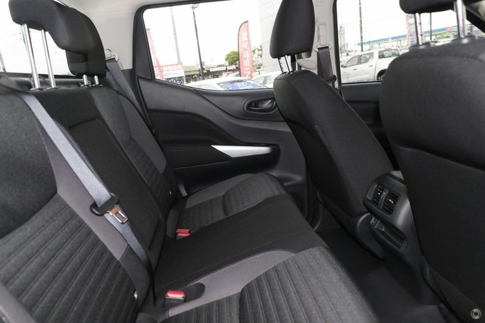 2025 Nissan Navara SL D23 MY25 4x2 Solid White