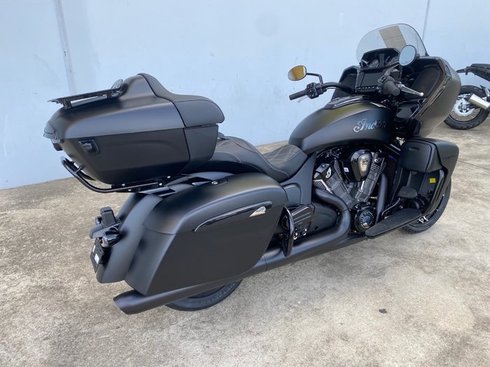 2025 Indian PURSUIT DARK HORSE 112 + RA Black