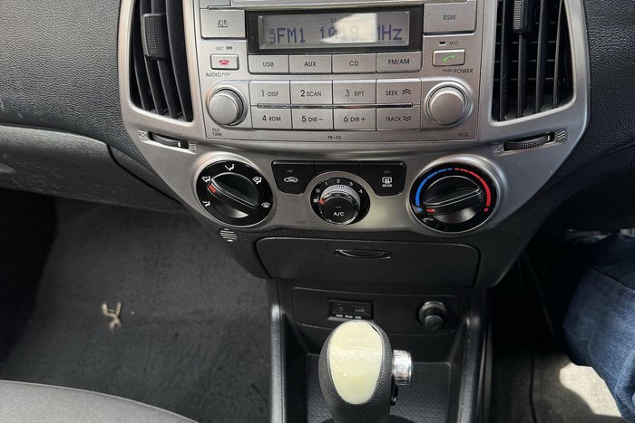 2012 Hyundai i20 Active PB MY13 Coral White