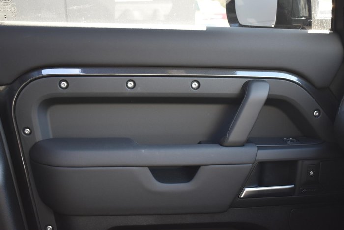 2025 Land Rover Defender 110 D350 X-Dynamic SE L663 MY25.5 AWD Carpathian Grey