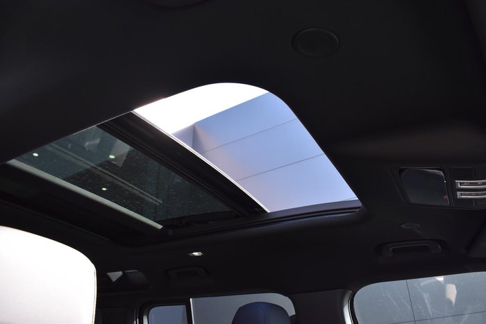 2025 Land Rover Defender 110 D350 X-Dynamic SE L663 MY25.5 AWD Carpathian Grey