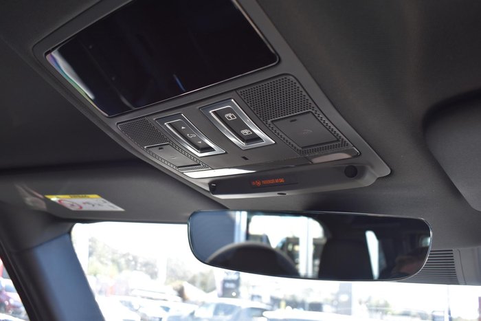 2025 Land Rover Defender 110 D350 X-Dynamic SE L663 MY25.5 AWD Carpathian Grey