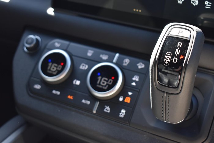 2025 Land Rover Defender 110 D350 X-Dynamic SE L663 MY25.5 AWD Carpathian Grey