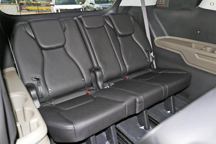 2026 Kia Carnival GT-Line KA4 PE MY26 Snow White Pearl