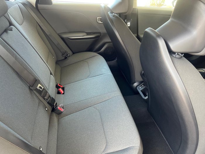 2025 Kia K4 S