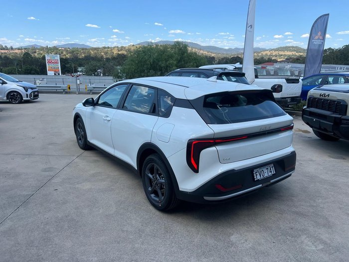 2025 Kia K4 S